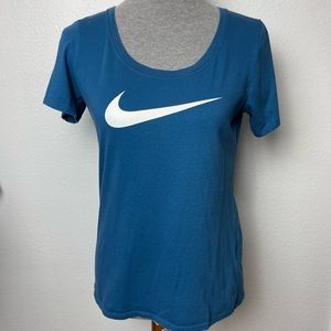 Nike Teal Round Neck Short Sleeve Workout Top
